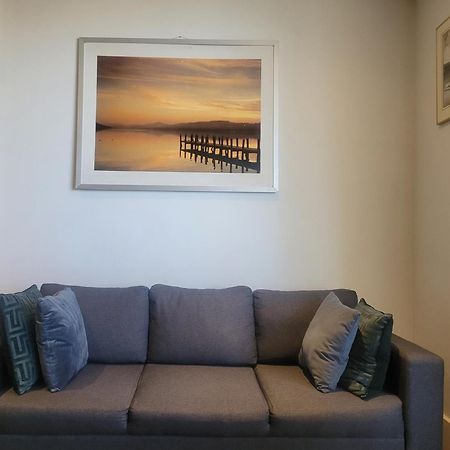 2 Bedroom 2 Bath 1 Ensuite In Roya Asenal Beautiful Views & Parking London Exterior foto